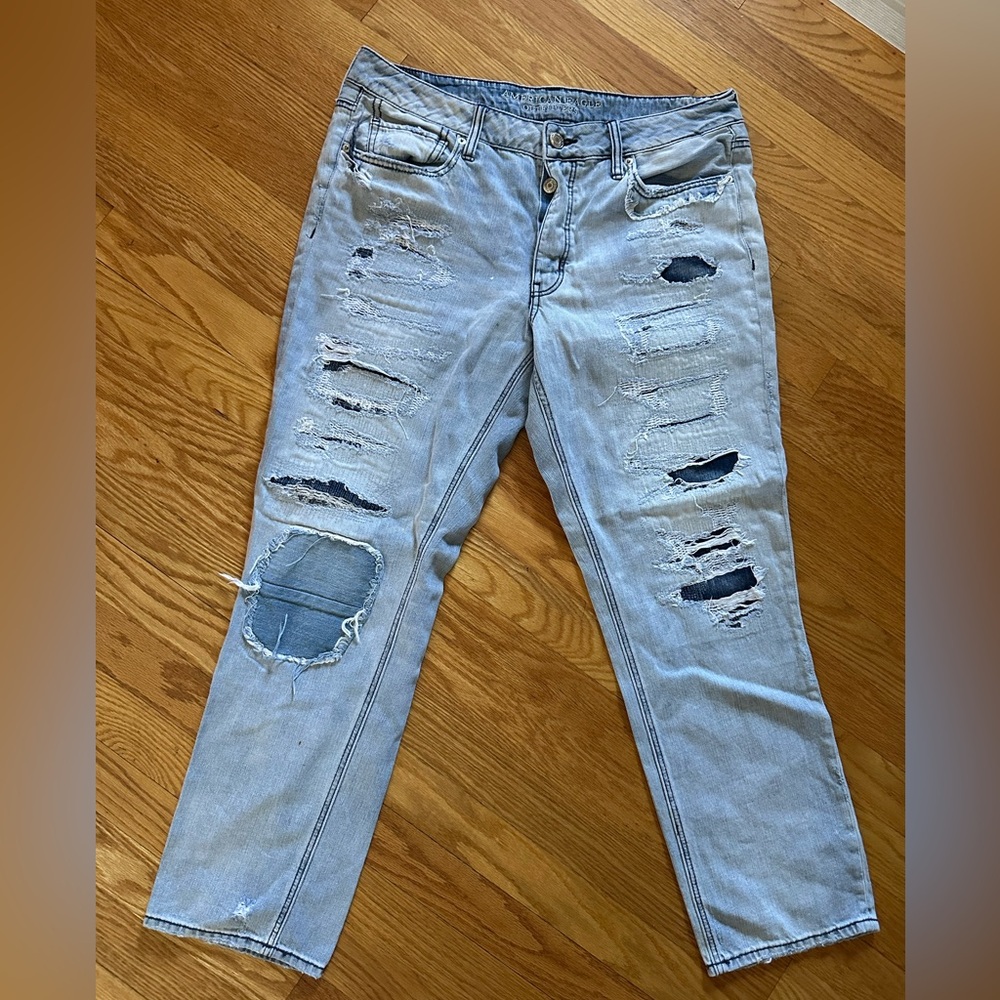 American Eagle Outfitters Tom Girl Light Wash Ripped Jeans